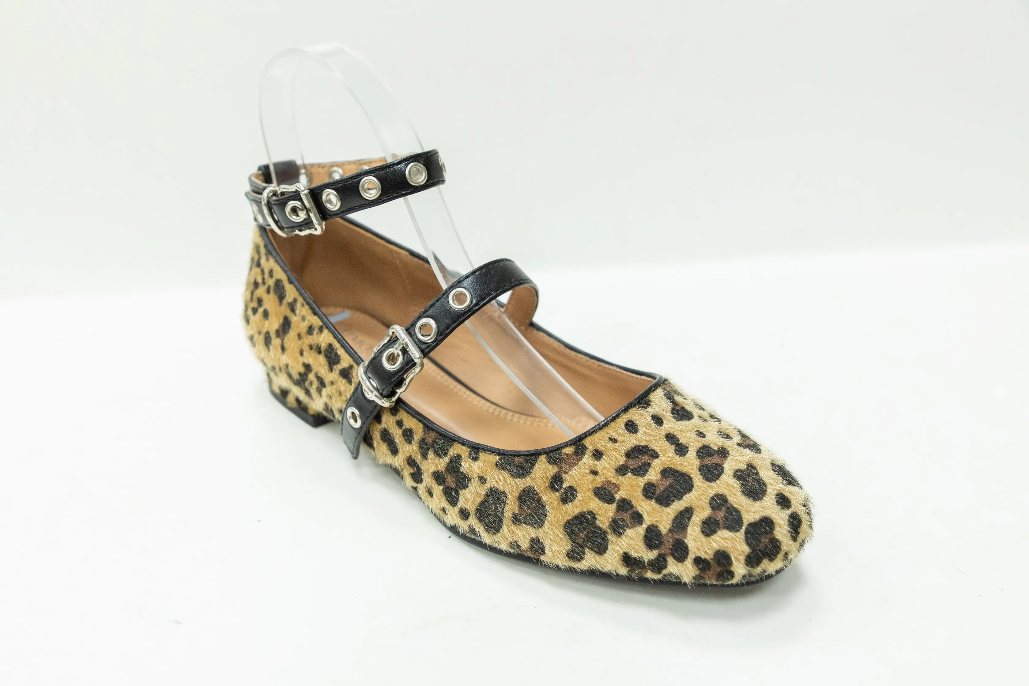 OEM ODM Custom Zebra Print Ladies Ballerina Shoes with Double Buckle Strap and Low Heel