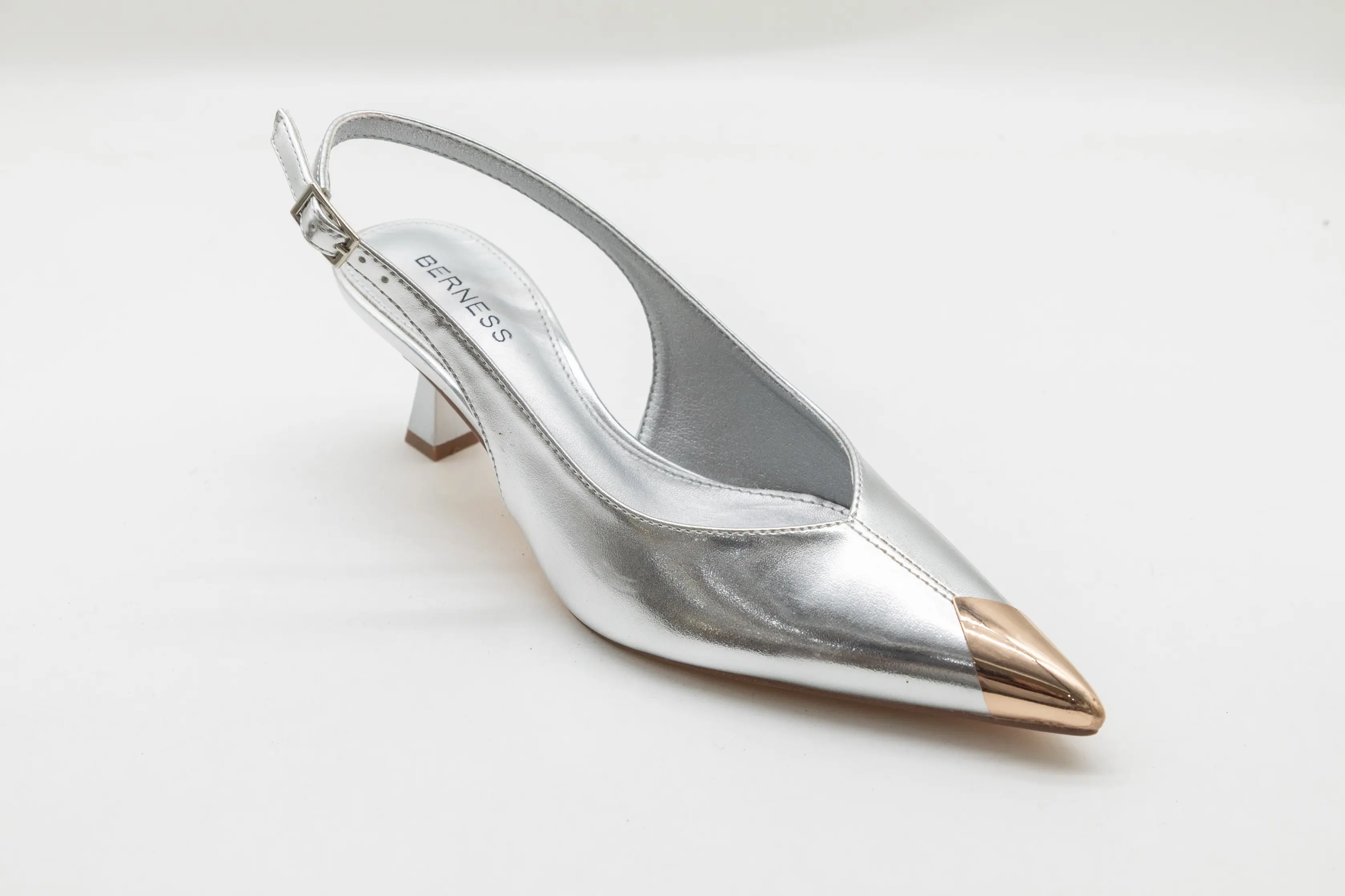 Classic Custom Fashion Ladies Heels – Timeless Style with Modern Craftsmanship