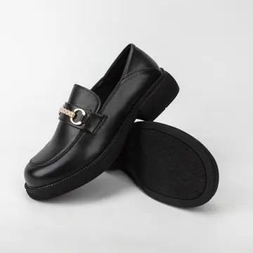 Elegant Women’s Casual Loafers with Chic Decorations